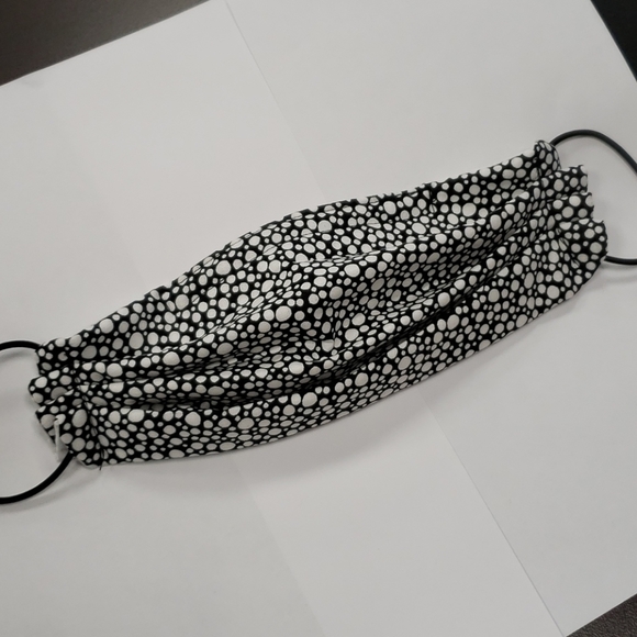Cute Face Mask Black & White Pebble Polka Dots - Picture 2 of 7